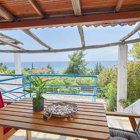 Angie By The Sea Szkála Fúrkasz