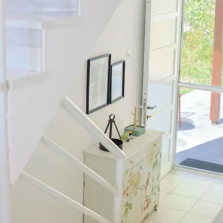 Angie By The Sea Szkála Fúrkasz