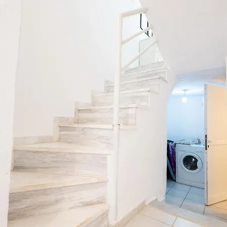 Nyaraló Angie By The Sea